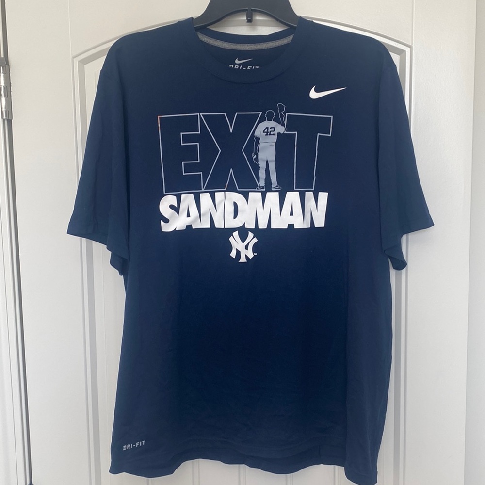 Sandman t-shirt